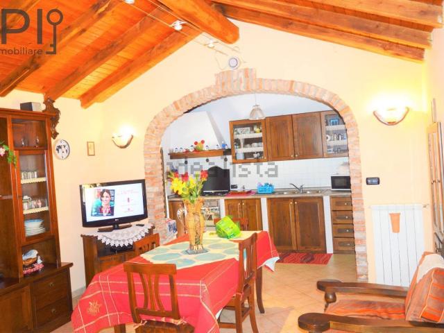 Casa in vendita a Dego, Liguria