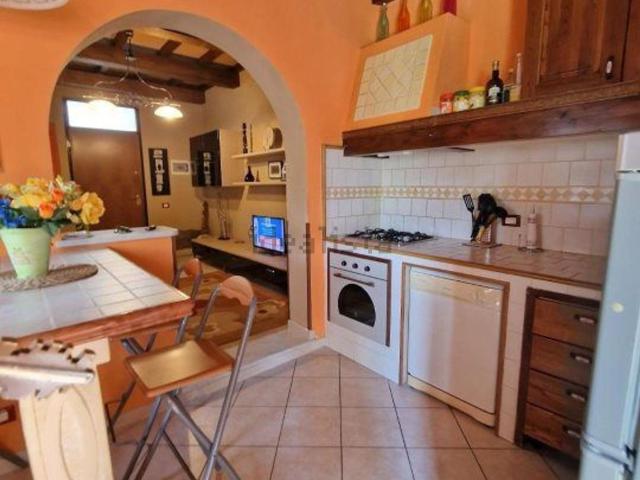 Casa in vendita a Fabbrica, Carrara