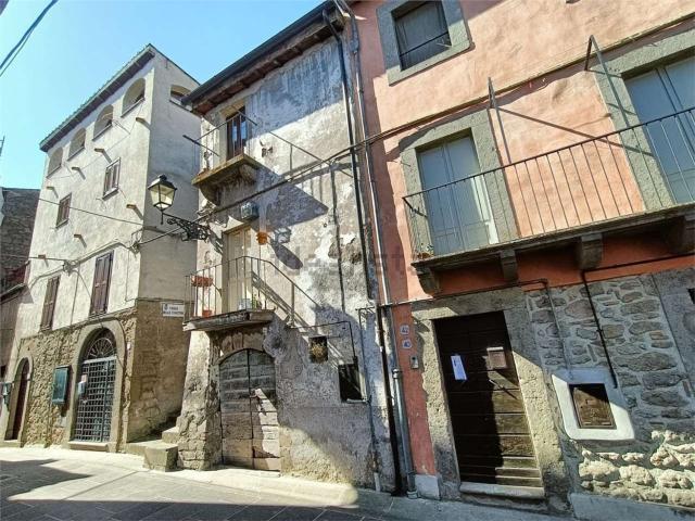Casa in vendita a Vitorchiano, Lazio