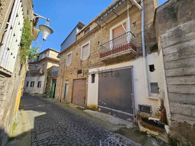 Casa in vendita a Nocera Superiore, Campania