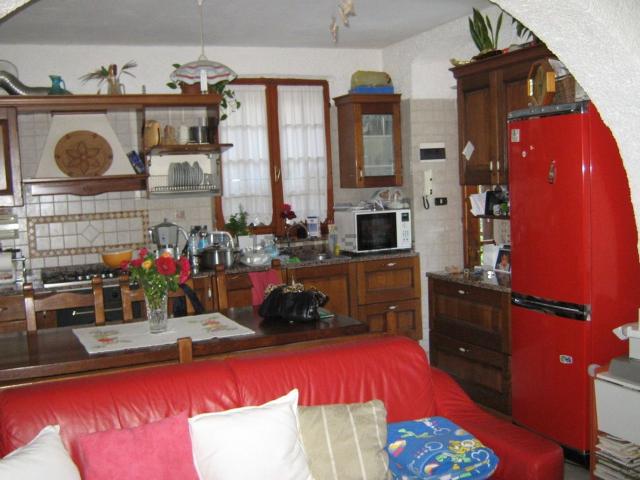 Casa in vendita a Castelnuovo Magra, Liguria