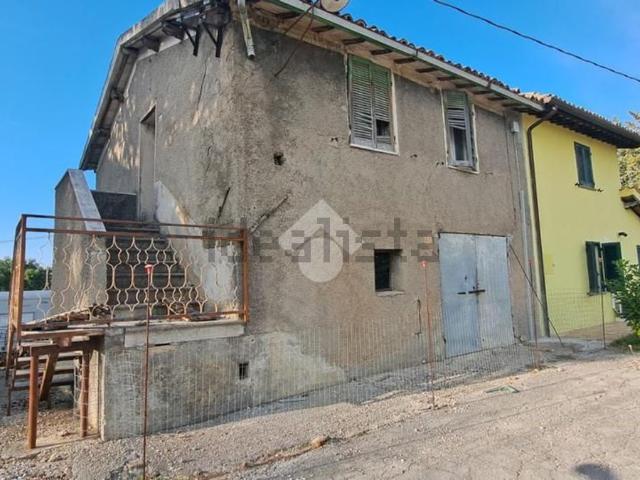 Casa in vendita a Montefalco, Umbria