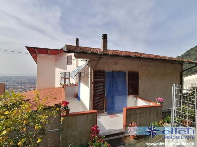 Casa in vendita a Lavacchio, Marina Di Massa