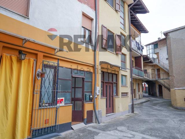 Casa in vendita a Bottanuco, Lombardia