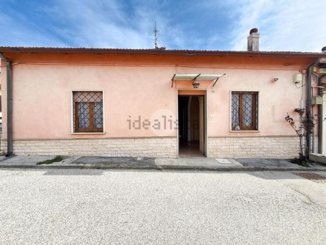 Casa in vendita a Avezzano, Abruzzo