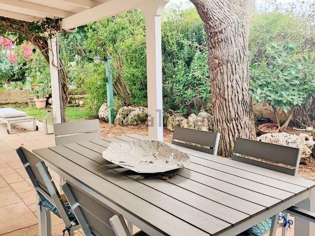 Casa in vendita a Rosa Marina di Ostuni, Ostuni
