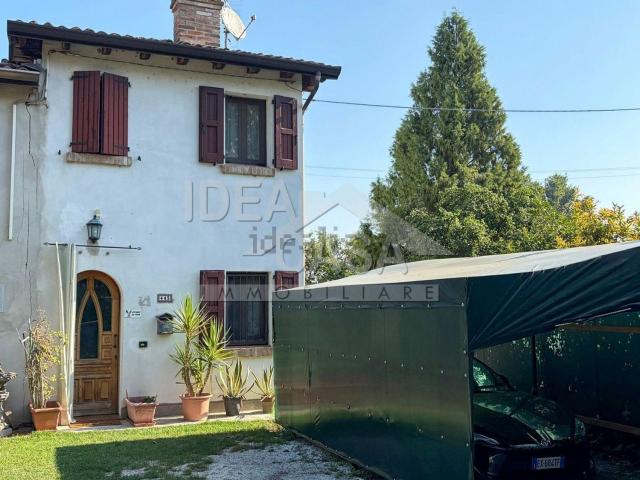 Casa in vendita a Unione Comuni Modenesi Area Nord, San Felice Sul Panaro