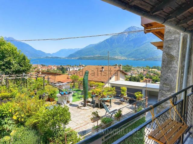 Casa in vendita a Gravedona ed Uniti, Gravedona