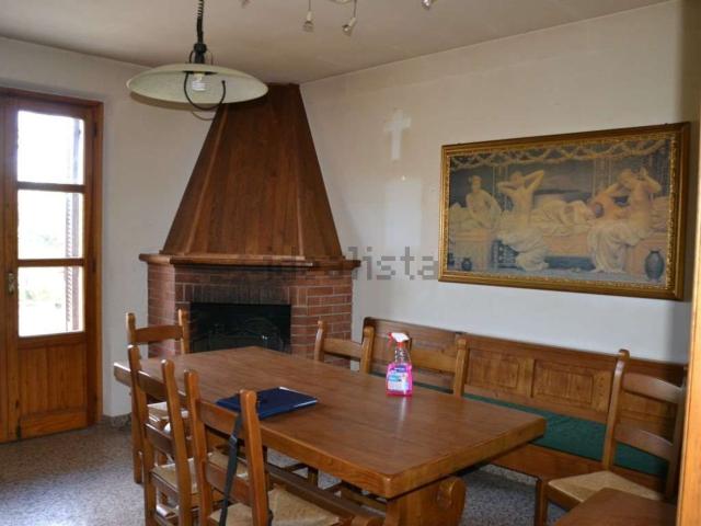 Casa in vendita a Lucignano, Toscana