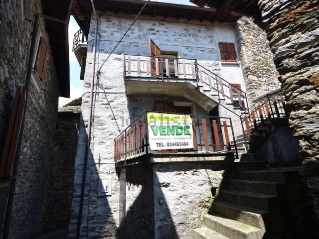 Casa in vendita a Gravedona ed Uniti, Gravedona