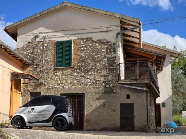 Casa in vendita a Terni, Umbria