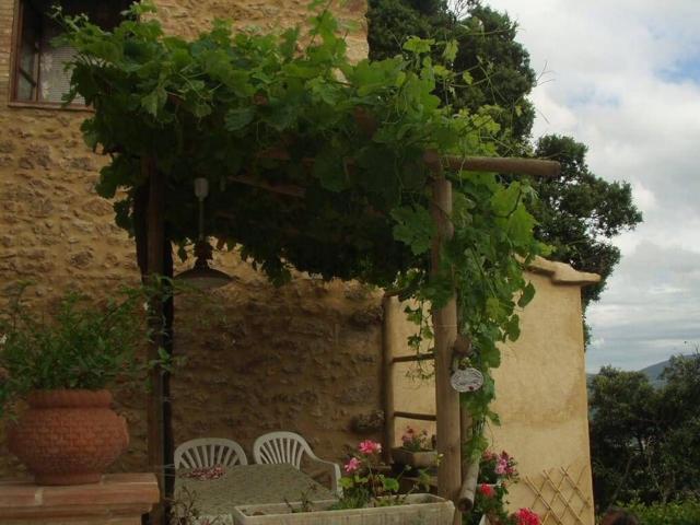 Casa in vendita a Montecatini Val Di Cecina, Toscana