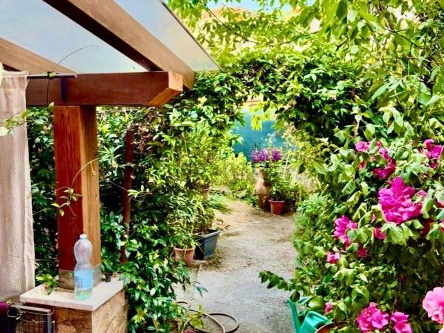 Casa in vendita a San Carlo, Marina Di Massa