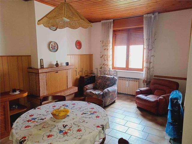 Casa in vendita a Badia Calavena, Verona