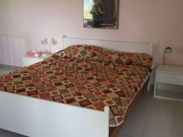 Casa in vendita a Fenigli, Marche