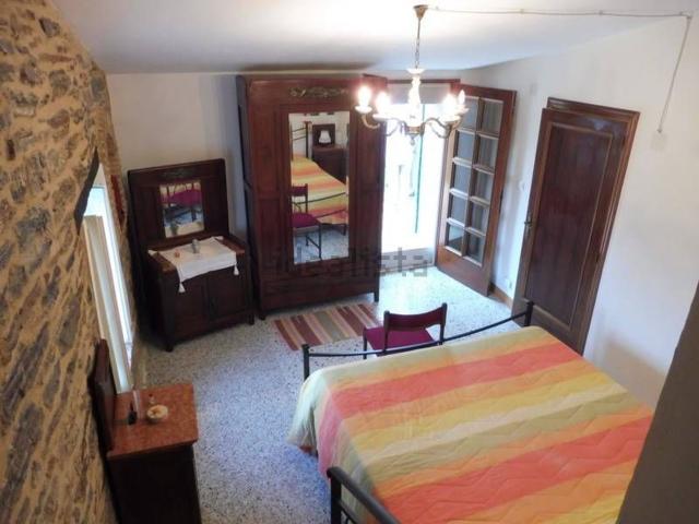 Casa in vendita a Serralta Vecchia, San Severino Marche