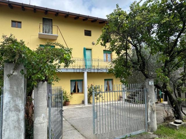 Casa in vendita a Borc de Vile, Majano / Maian