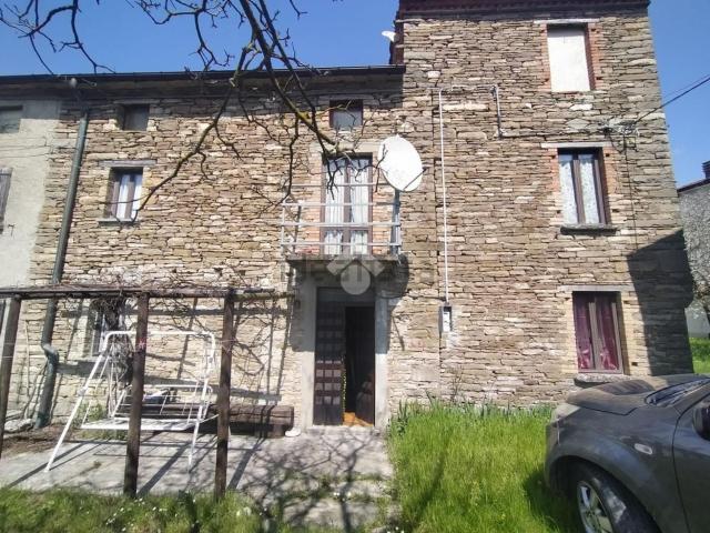 Casa in vendita a Pessola, Varsi