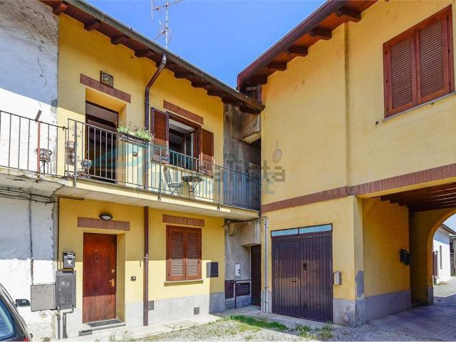 Casa in vendita a Albiate, Lombardia