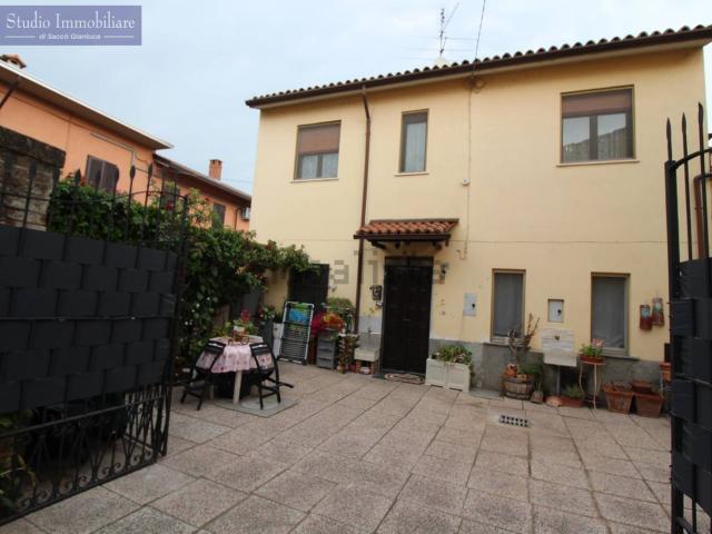 Casa in vendita a Bressana Bottarone, Lombardia