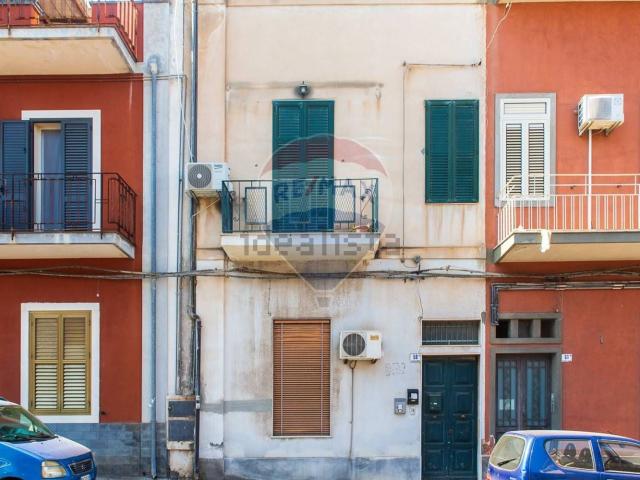 Casa in vendita a Barriera, Catania