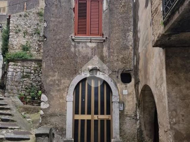 Casa in vendita a Borgo Fontanelle, Montesarchio