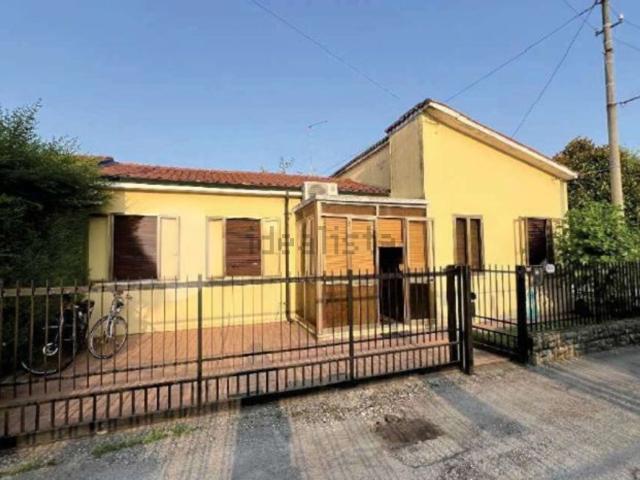 Casa in vendita a Voltabarozzo, Padova