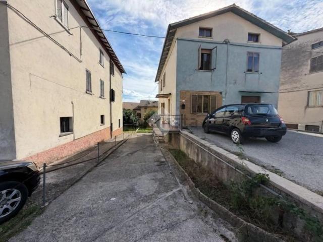 Casa in vendita a Casamorcia-Raggio, Gubbio