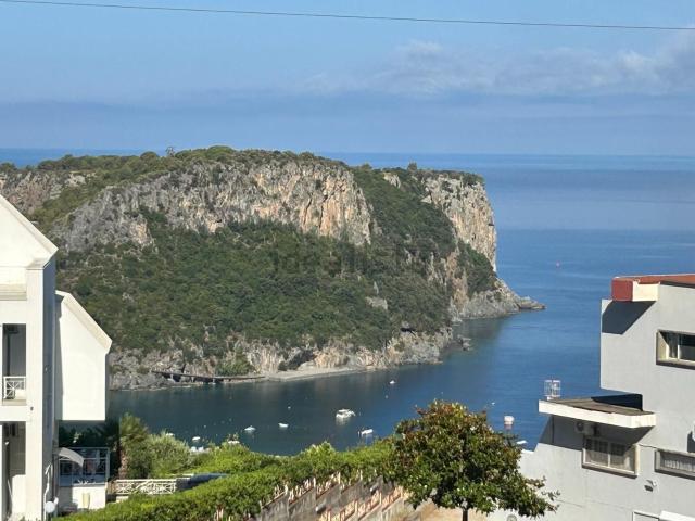 Casa in vendita a Foresta, Calabria
