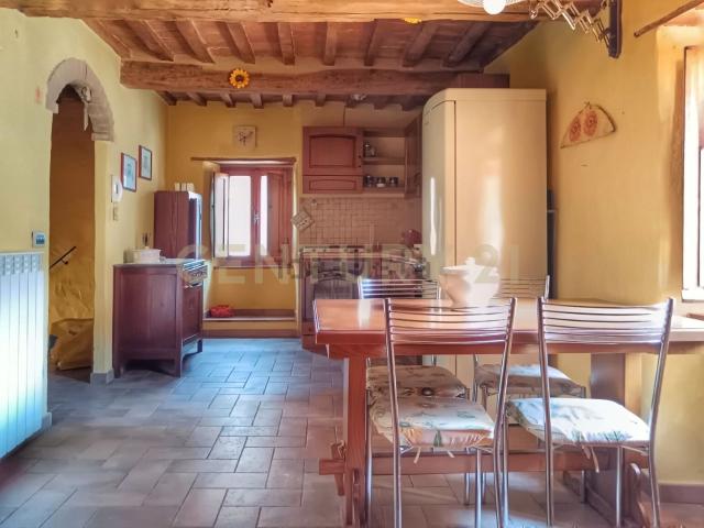 Casa in vendita a Abbadia San Salvatore, Siena