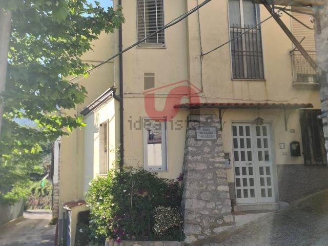 Casa in vendita a Foglianise, Campania