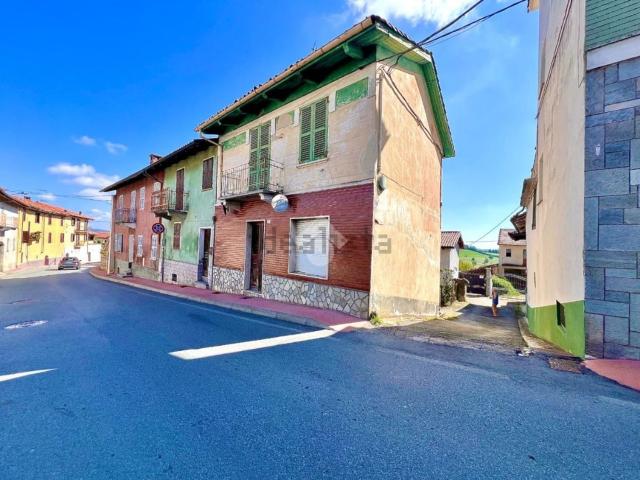 Casa in vendita a Piemonte, Asti