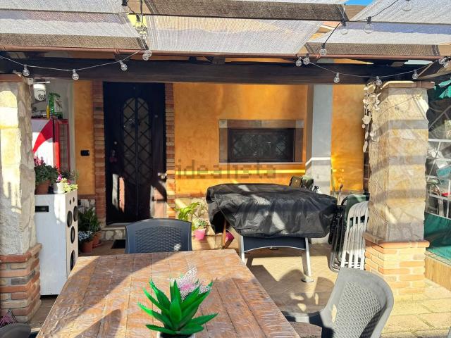 Casa in vendita a Pratolungo, Roma Capitale