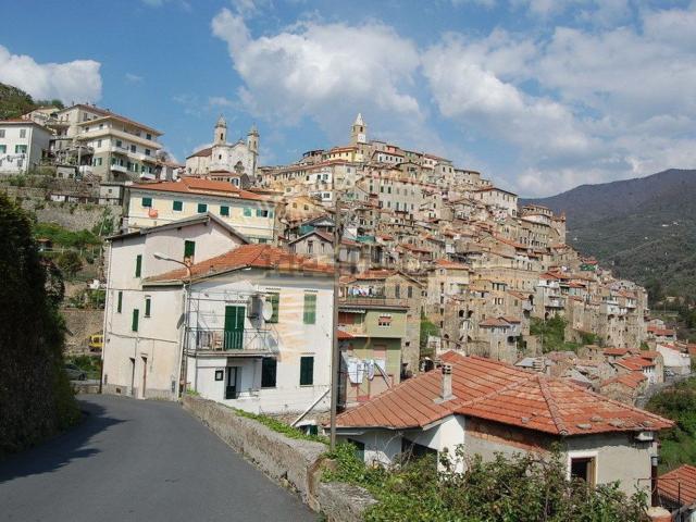 Casa in vendita a Baiardo, Liguria