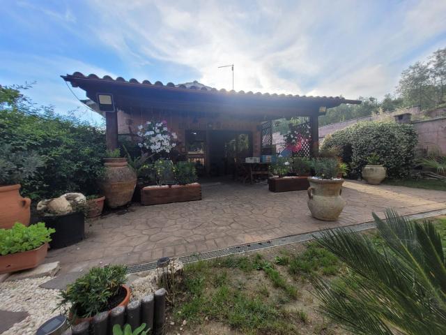 Casa in vendita a Tor Lupara, Roma Capitale