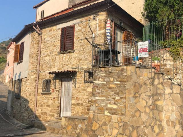 Casa in vendita a Serramezzana, Campania