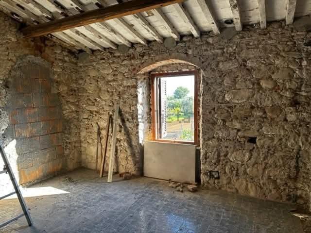 Casa in vendita a La Prada, Carrara