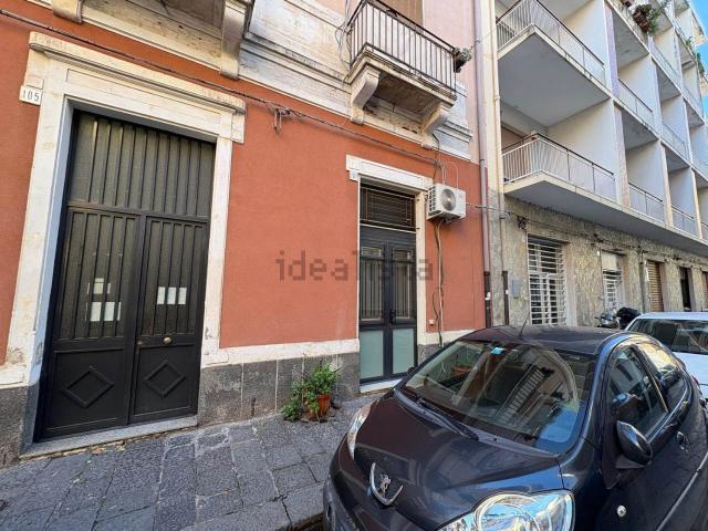 Casa in vendita a Borgo-Sanzio, Catania