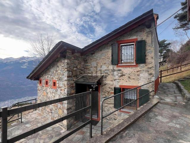 Casa in vendita a Civo, Lombardia
