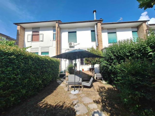 Casa in vendita a Di Contro, Marche