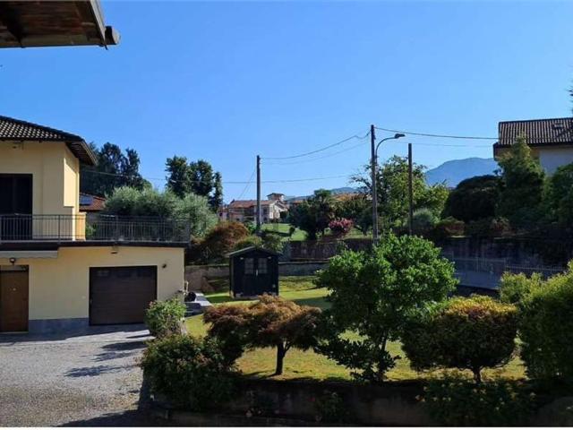 Casa in vendita a Brebbia Superiore, Brebbia