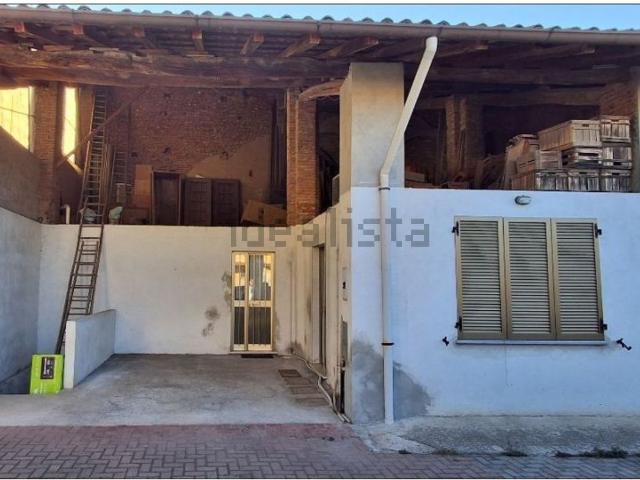 Casa in vendita a Miradolo Terme, Pavia