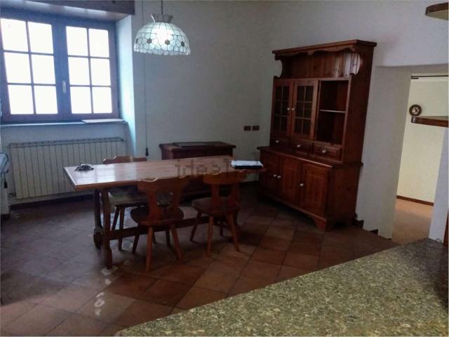 Casa in vendita a Golasecca, Lombardia