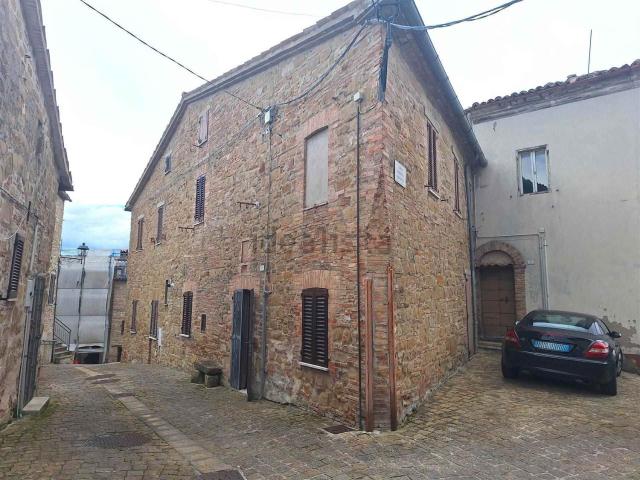 Casa in vendita a Marche, Macerata