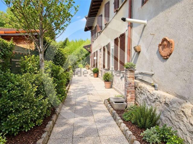 Casa in vendita a Molino Bistorgio, Verano Brianza
