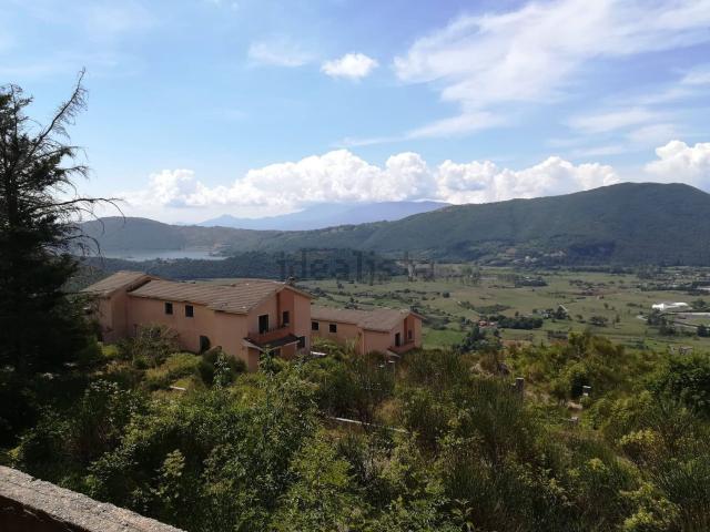 Casa in vendita a Torre Cajetani, Lazio