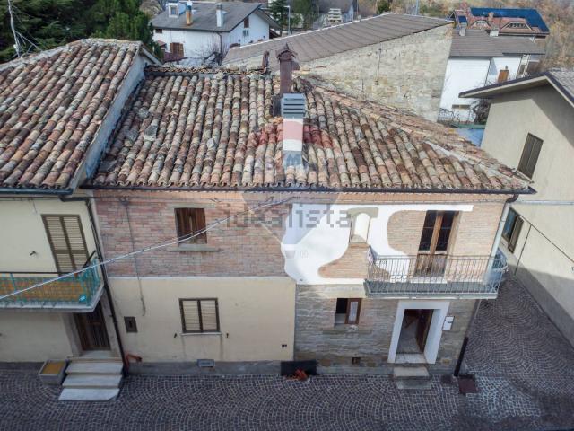 Casa in vendita a Rocca Santa Maria, Abruzzo
