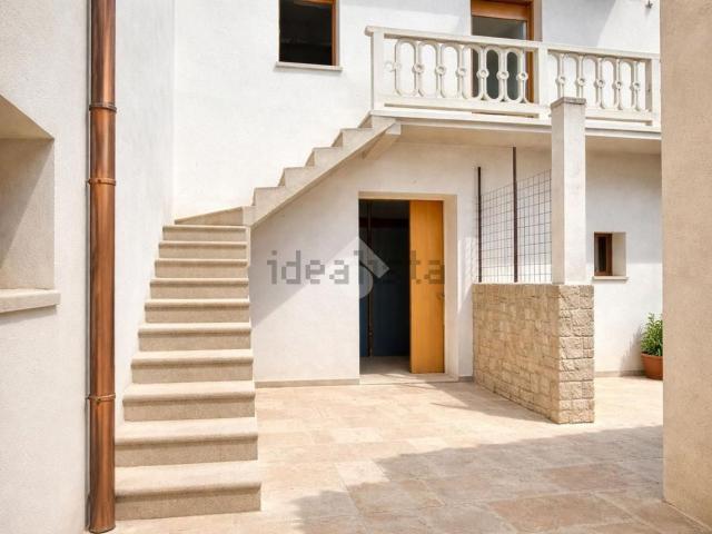 Casa in vendita a Borç de Mufe, Amaro / Damâr