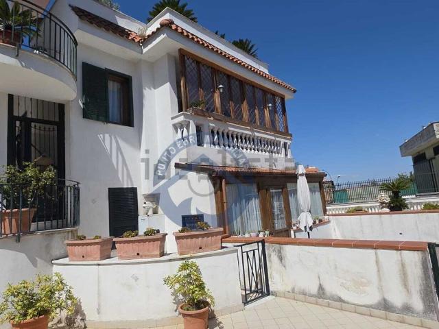 Casa in vendita a San Sebastiano Al Vesuvio, Campania