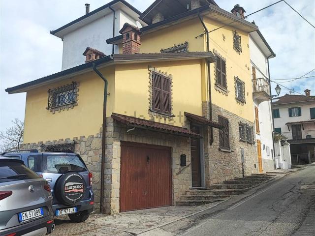 Casa in vendita a Piemonte, Alessandria